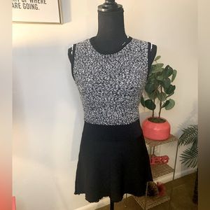 S Karl Lagerfield dress